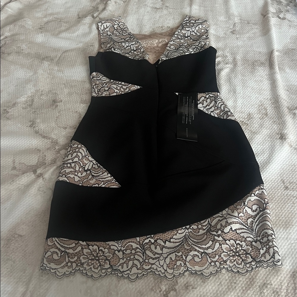 BCBGMaxAzria Mathilde Dress Size 2 - Picture 7 of 8